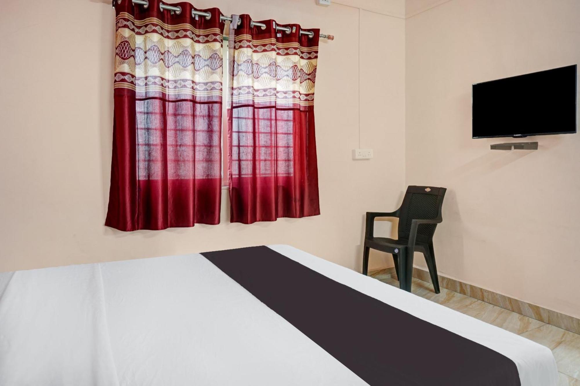 Hotel O Sky 7 Lodge Pimpalwandi エクステリア 写真