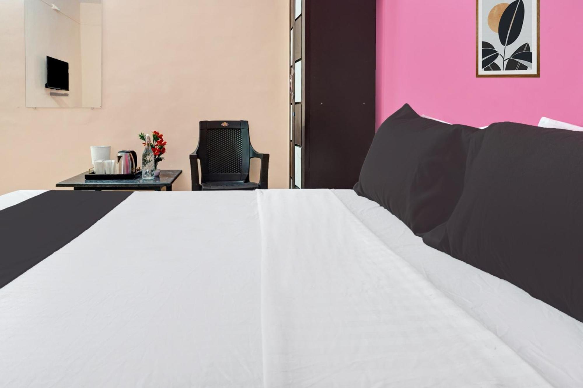 Hotel O Sky 7 Lodge Pimpalwandi エクステリア 写真