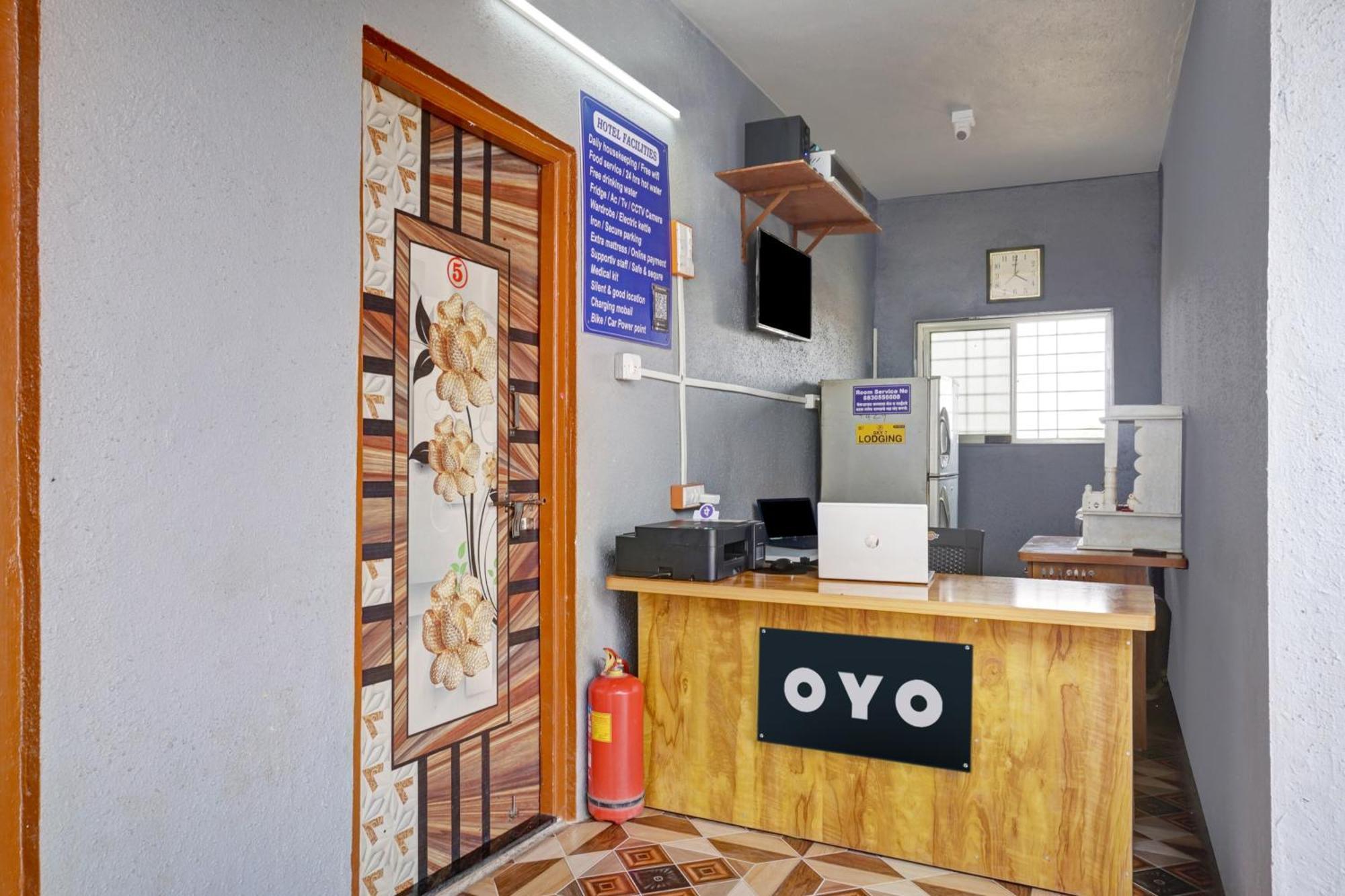 Hotel O Sky 7 Lodge Pimpalwandi エクステリア 写真